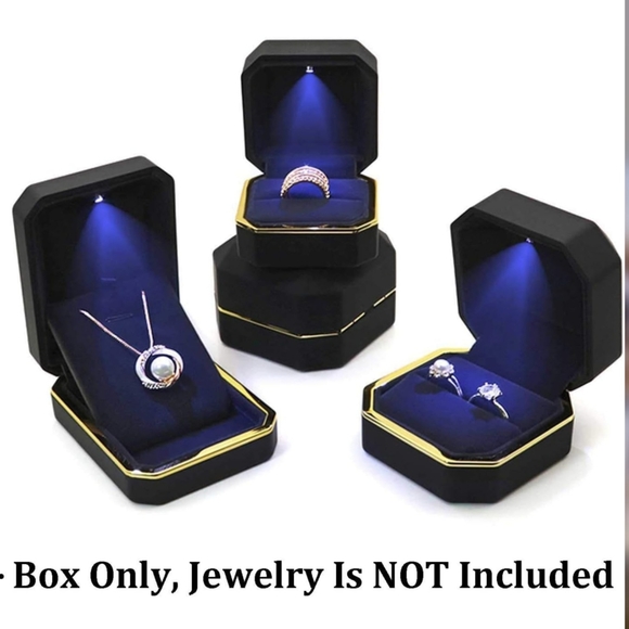 NWT:  LED LIGHT RING CASE - Picture 5 of 8